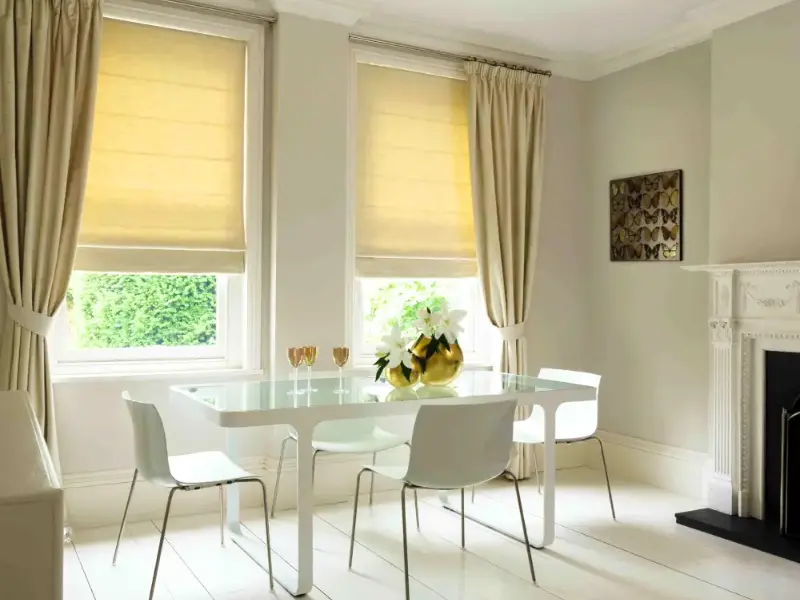 Roman shades in Qatar